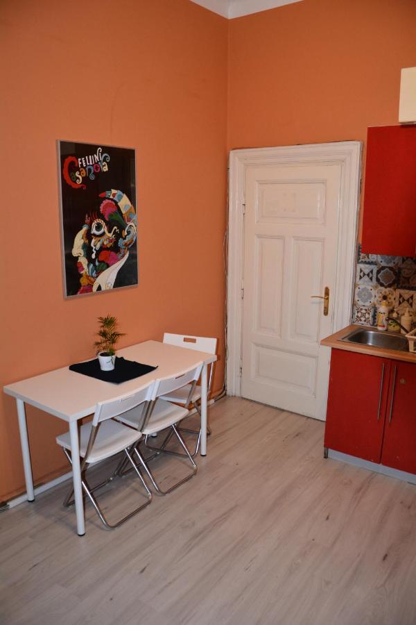 Margo Guest Rooms Krasków Eksteriør bilde